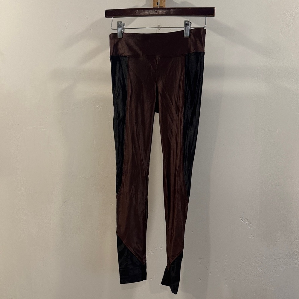 Koral burgundy and black shiny Leggings